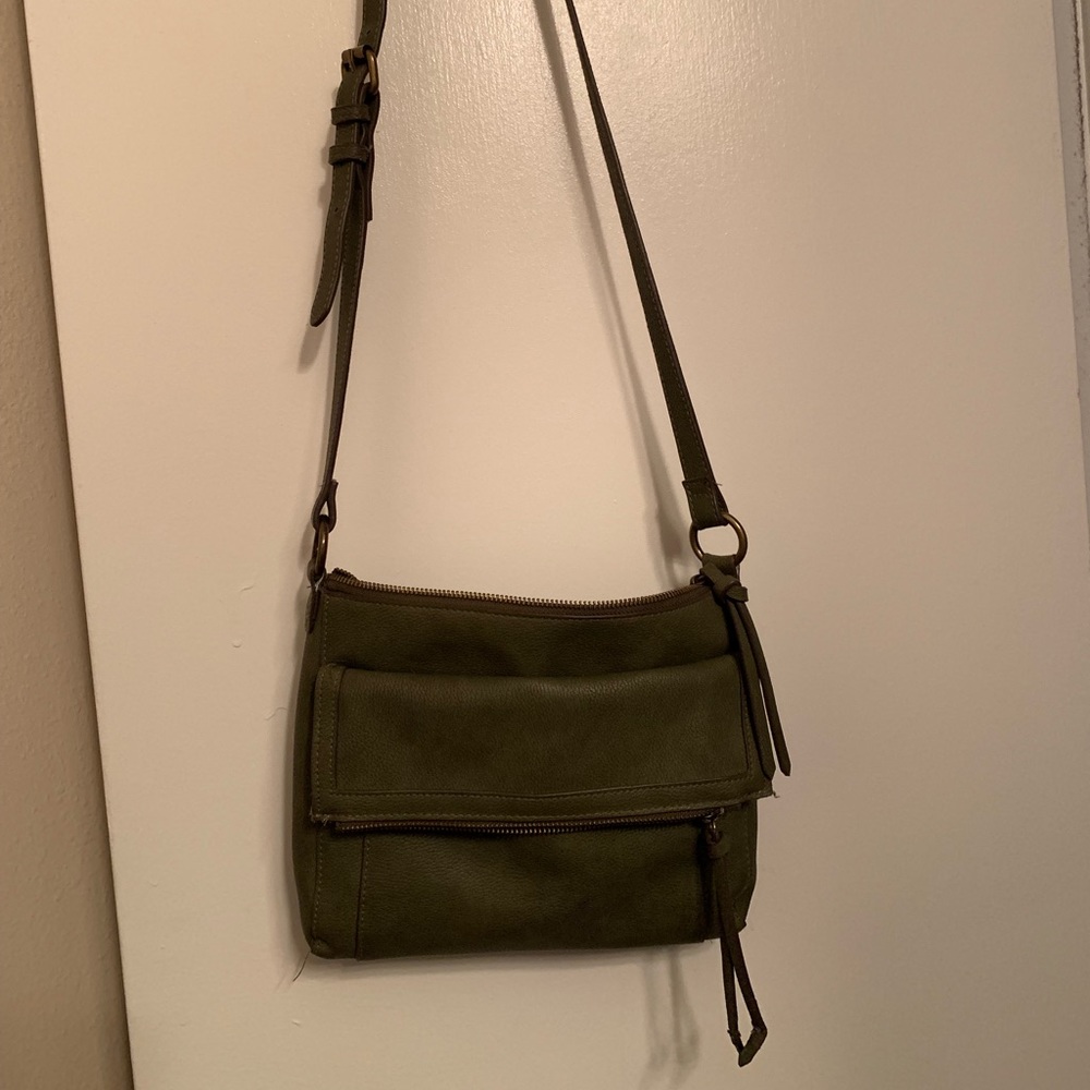Target crossbody